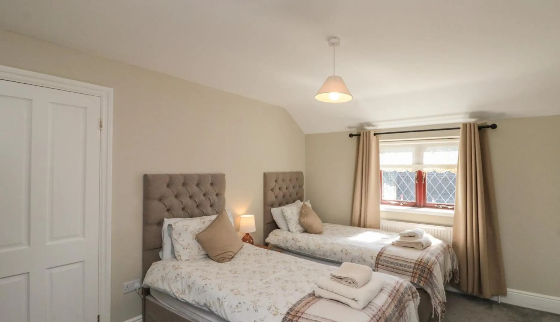 Beaconsfield Cottage Scarborough